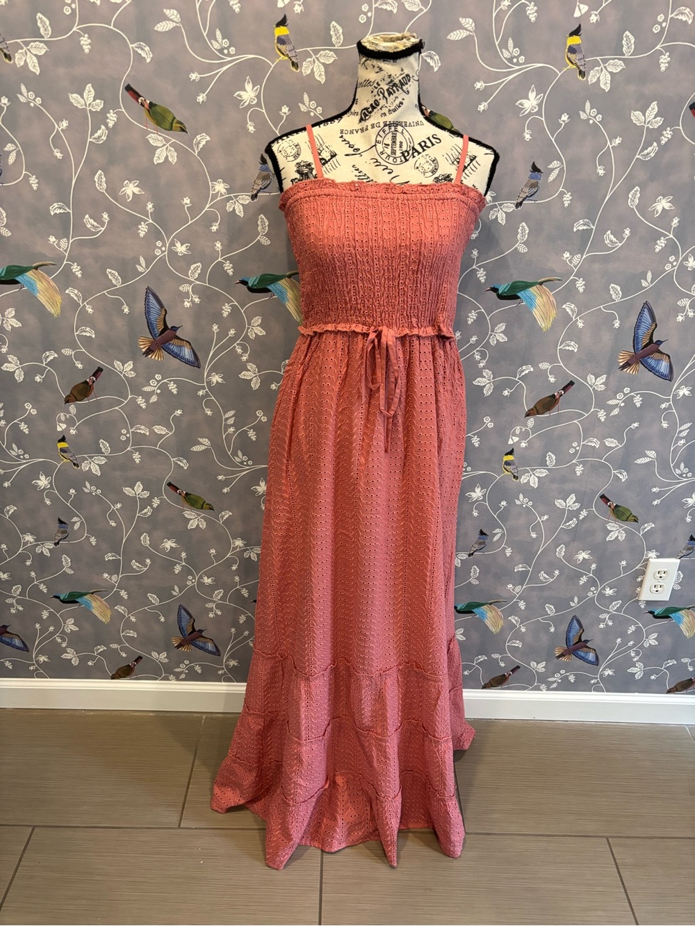 Jessica Simpson Smocked Bodice Pink/Coral Eyelet Maxi Dress Tie Waist Women M